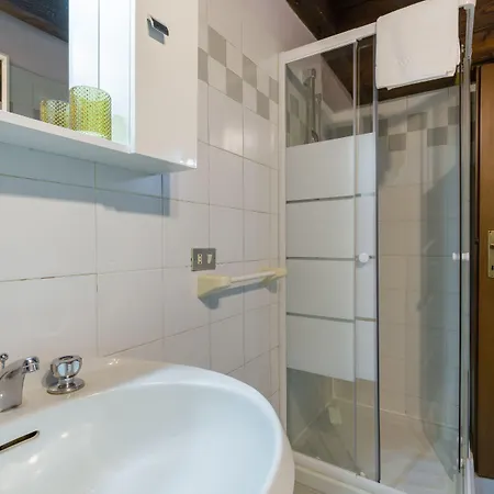 Leoncin D'oro Appartement *