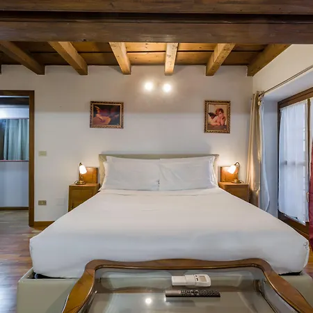 Leoncin D'oro Appartement