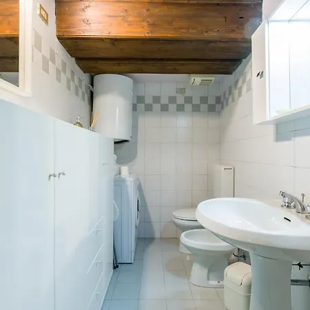 Apartment Leoncin D'oro *