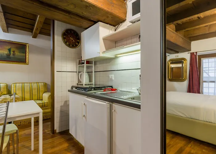 Apartamento Leoncin D'oro By Reasy&busy