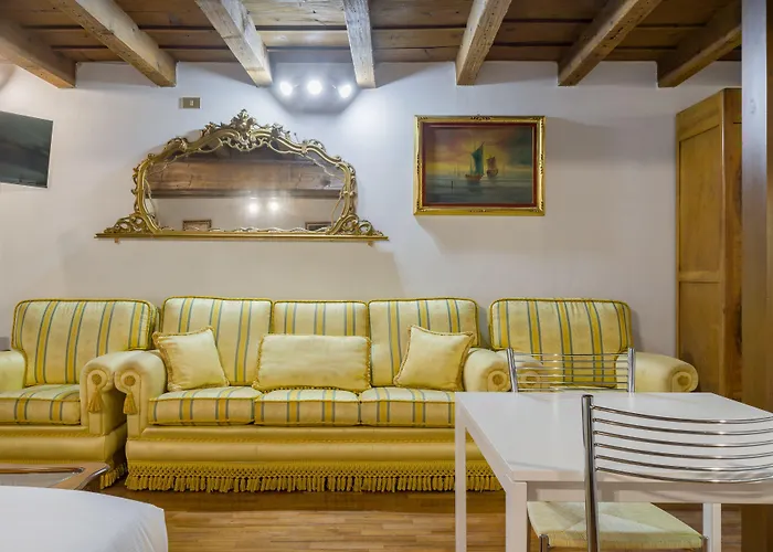 Apartamento Leoncin D'oro By Reasy&busy *